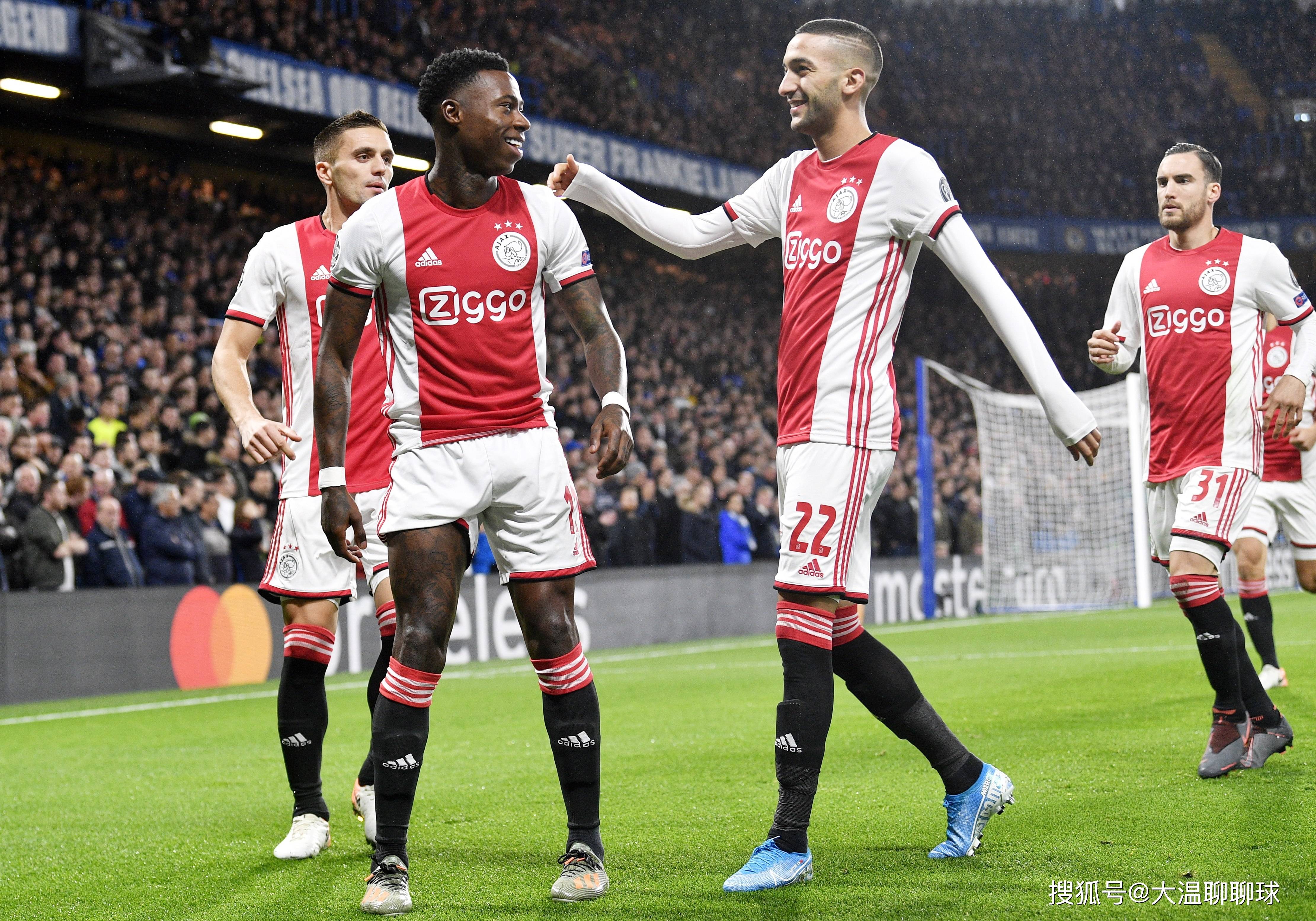 关于皇家社会伤情更新备战足总杯集结日深圳男篮调整名单以备德甲，阿贾克斯今夜刷新队史纪录看傻球迷的信息